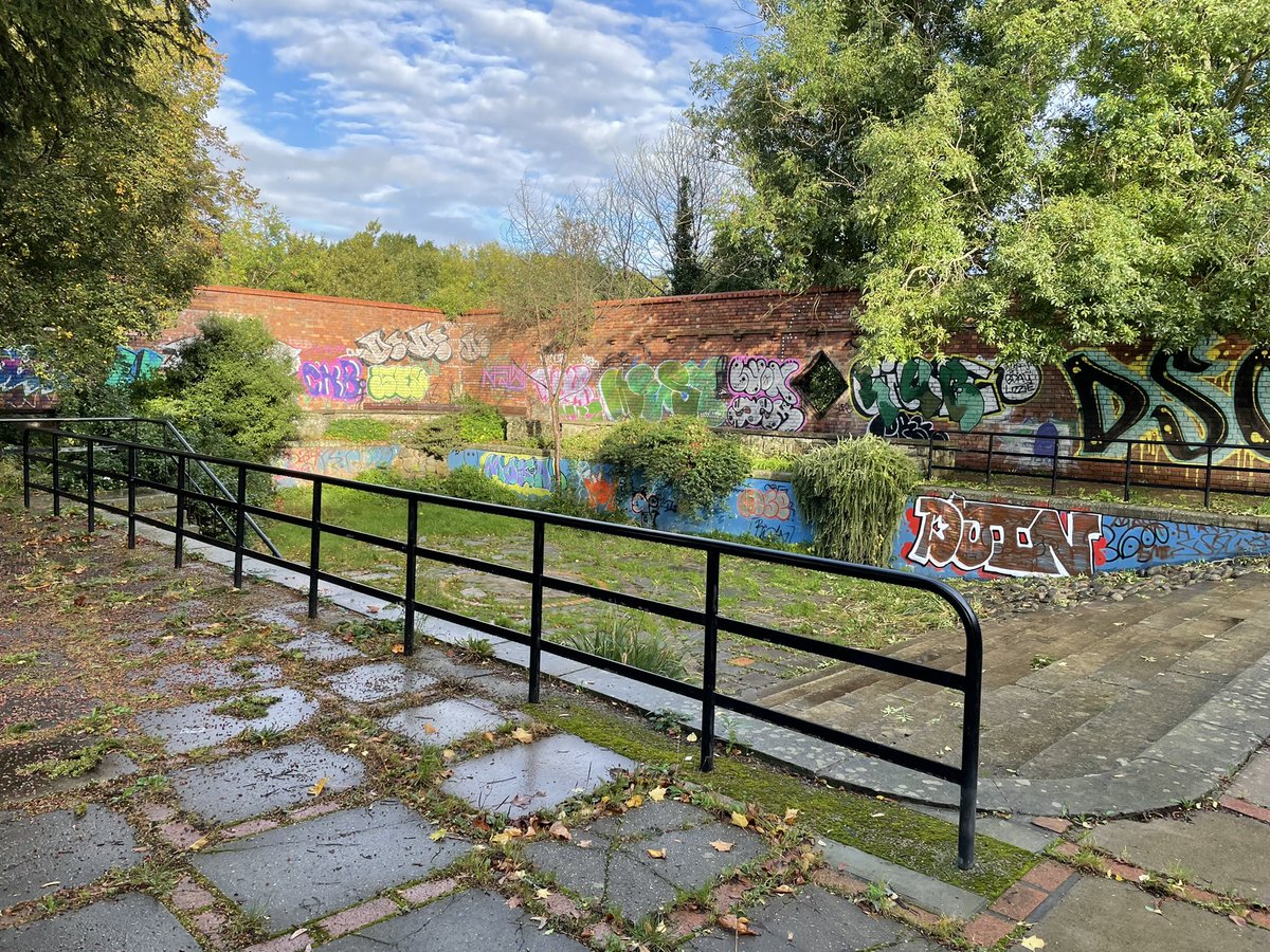 hehoyle1's tweet photo. Another great visit to our Foundation Year Project site today Snuff Mills &amp; Eastville Park &amp; Old Swimming Pool. Very wet but then the sun appeared! Thanks for supporting mystery guest! @UWE_SPE @UWEArchBuiltEnv @BuildSciences @EyesOnEnergy @emarco14 @uwearch @UWEBristol https://t.co/ZrRJTQ5IuZ