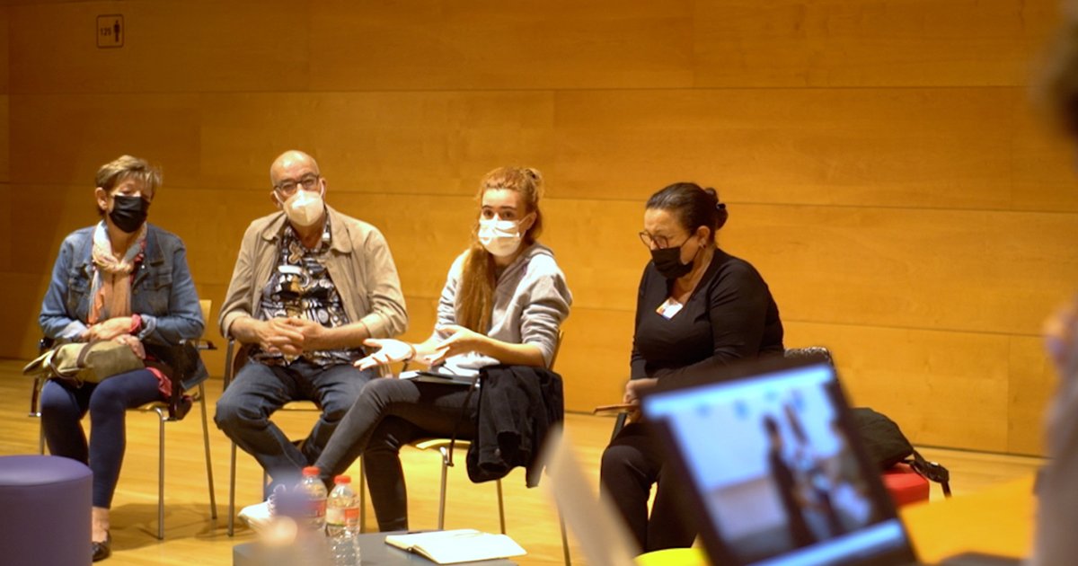 APlace_EU's tweet photo. El día 27 de octubre seguimos con las jornadas “Crear lugares. El espacio público como resultado de la actividad artística, social y educativa” en el Centro de Arte Tecla Sala de l’Hospitalet.

@LaSalleBCN @LHAjuntament @culturalh  #expoteclasala #districteculturallh #placemaking https://t.co/JktHXQlrm1