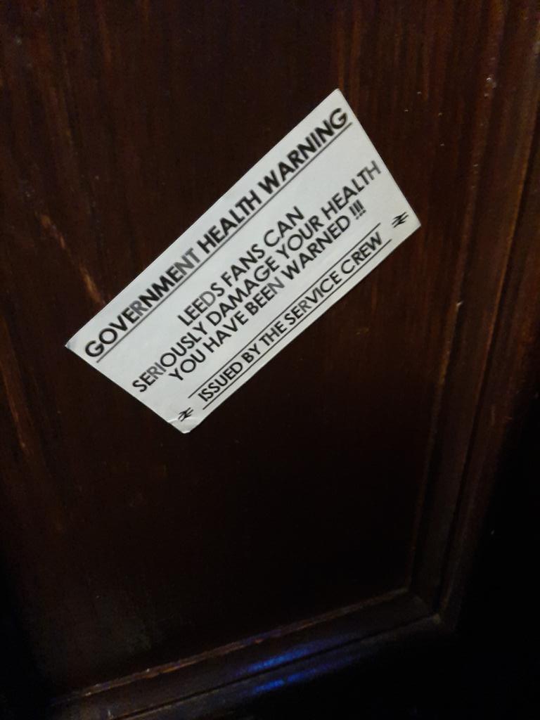 lufcleew's tweet image. #lufc in my local wetherspoon in borehamwood #leedseverywhere