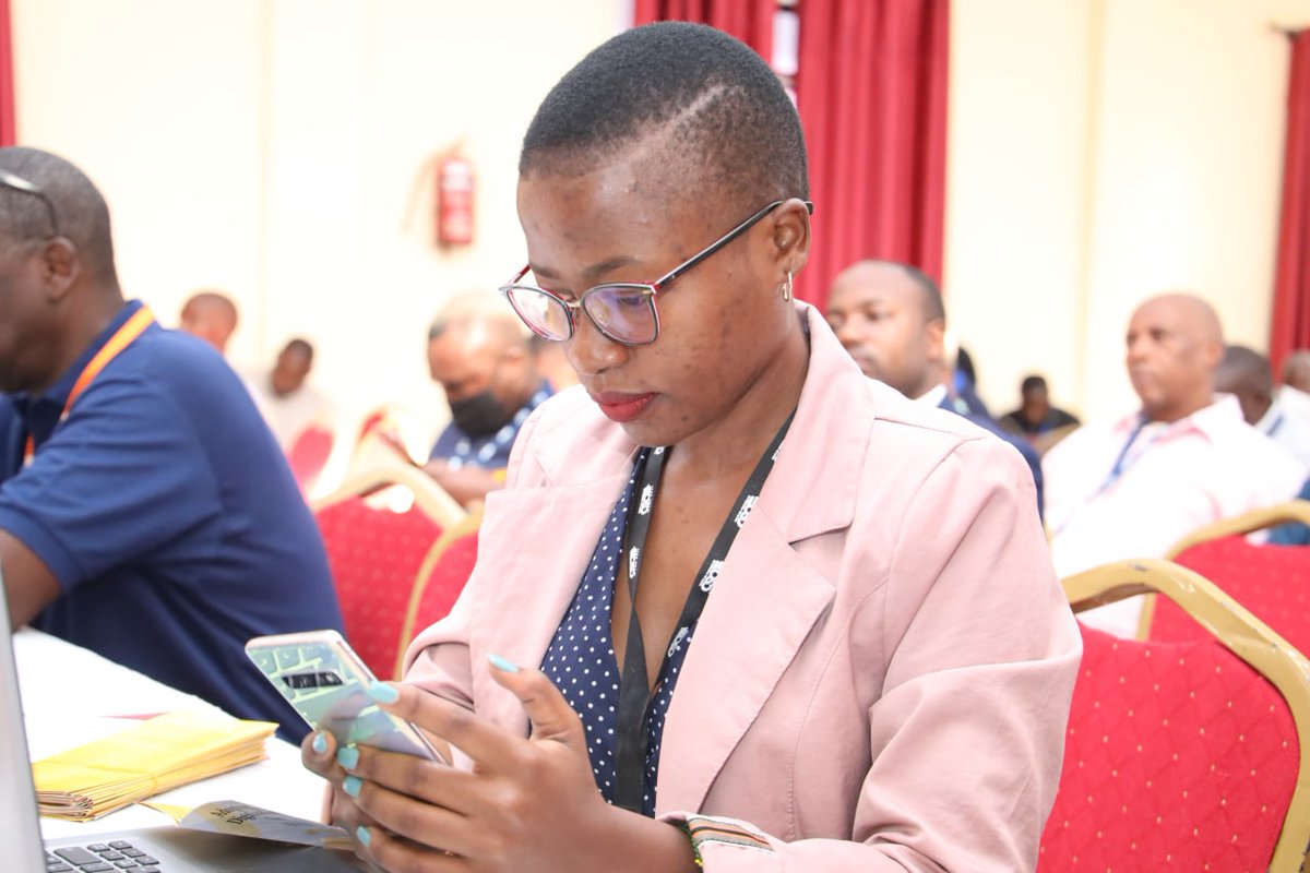 MediaConvergecy's tweet image. Captured moments at the #CSOWeek2021 during a Media Convergency’s session at #DigitalAdoption for NGOs in facilitation by @FCSTZ and @twaweza with other partners in national development. #MediaConvergency is an advocate for #DigitalNGO and #DigitalTransformation in general.