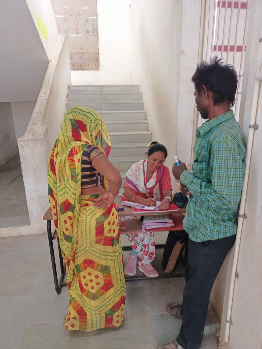 આજરોજ સમી તાલુકાના સજુપુરા ગામે સેવાસેતુ નું આયોજન કરવામાં આવેલ જેની માન <a href="/CollectorPatan/">Collector Patan</a> સાહેબ દ્વારા મુલાકાત કરી લોકો ને અપાતી સેવાઓ બાબતે નિરીક્ષણ કરી માર્ગદર્શન પૂરું પાડેલ.
<a href="/DDO_PATAN/">DDO PATAN</a> 
<a href="/SdmSami/">SDM Sami & ERO 17-Chanasma</a> 
<a href="/GRTMM1/">ગુજરાત રાજ્ય તલાટી મંત્રી મહામંડળ (OFFICIAL)</a>