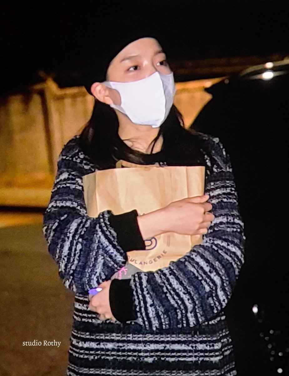 studio_Rothy's tweet photo. 211029 퇴근 프리뷰

@Rothy_official

#로시 #Rothy https://t.co/HeUIpL8H08
