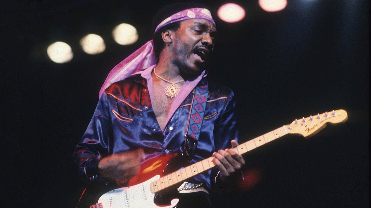 GuitarWorld's tweet image. The secrets behind Ernie Isley’s guitar tone on The Isley Brothers’ That Lady trib.al/AExvrF8