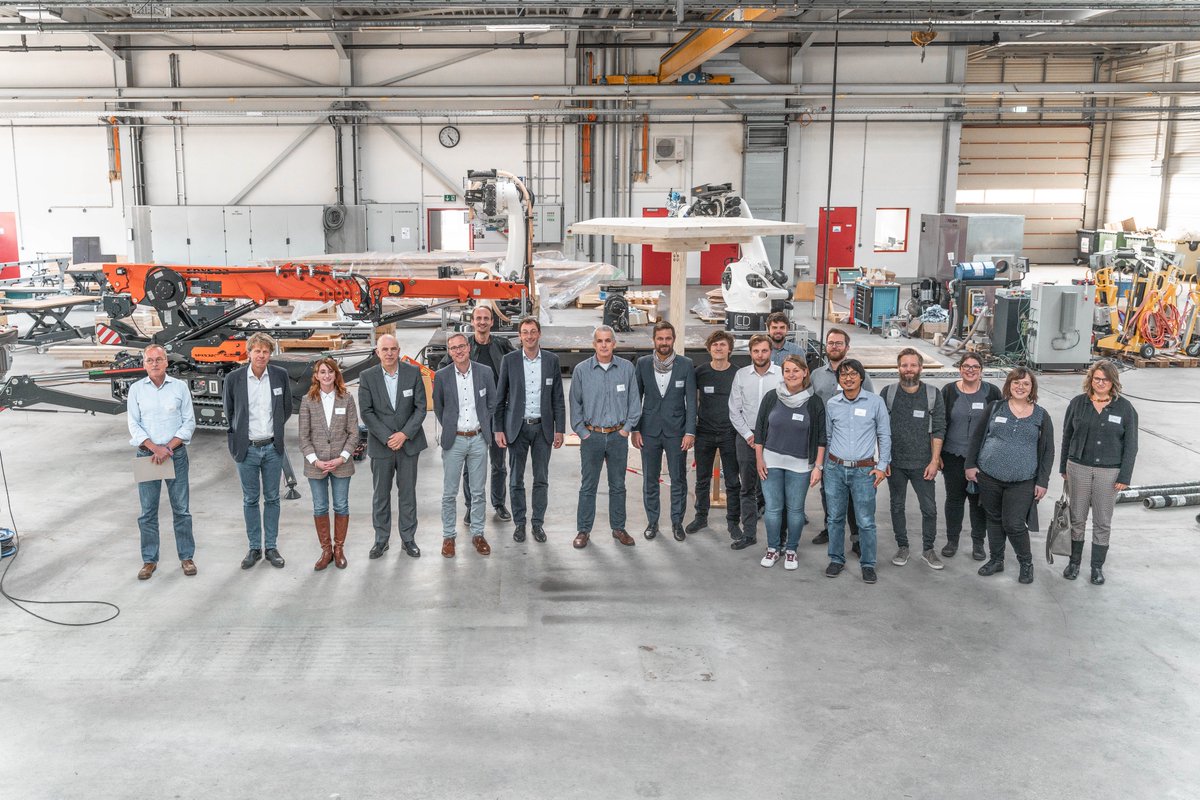 EXC_IntCDC's tweet image. How do #IntCDC researchers ensure the transferability of our #research findings and allow direct knowledge transfer with the relevant #industry?
Learn more &amp;amp; read about the 1st IntCDC Industry Consortium meeting here 👉 bit.ly/3Eu4YfY
#CoDesign #computationalconstruction