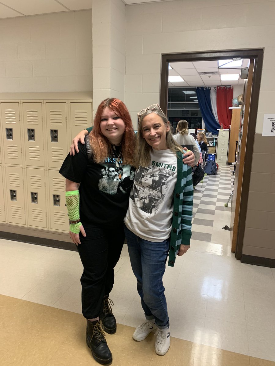 MrsBrewer1's tweet photo. You know it’s going to be a #FantasticFriday when you &amp; one of your favorite students are both wearing #TheSmiths t-shirts for 80s day! https://t.co/6rOhSejeyf