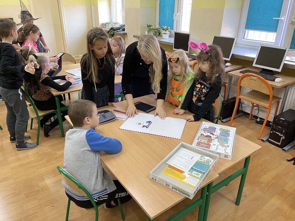 mackozer's tweet photo. Today’s coding classes for 1-3 grades using hybrid game Scottie Go!. This is the final day of my daily activities as part of #EuropeanCodeWeek #CodeWeek. Later today there is also my #SwiftLang #SwiftPlaygrounds coding class for grades 3-4  And it’s Halloween at school today :) https://t.co/gF2J74ulKJ