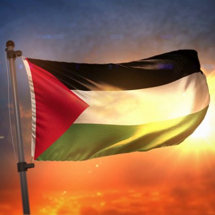 saed_nahla's tweet photo. ف: فدائيون ولن نهدأ،
ل: لا ننسى من شردنا،
س: سماء القدس فقط في عيوننا،
ط: طال الوجع ولن نركع،
ي: يا أمة العروبة،
ن: نعمة الرب https://t.co/Xqhic0pwLU
