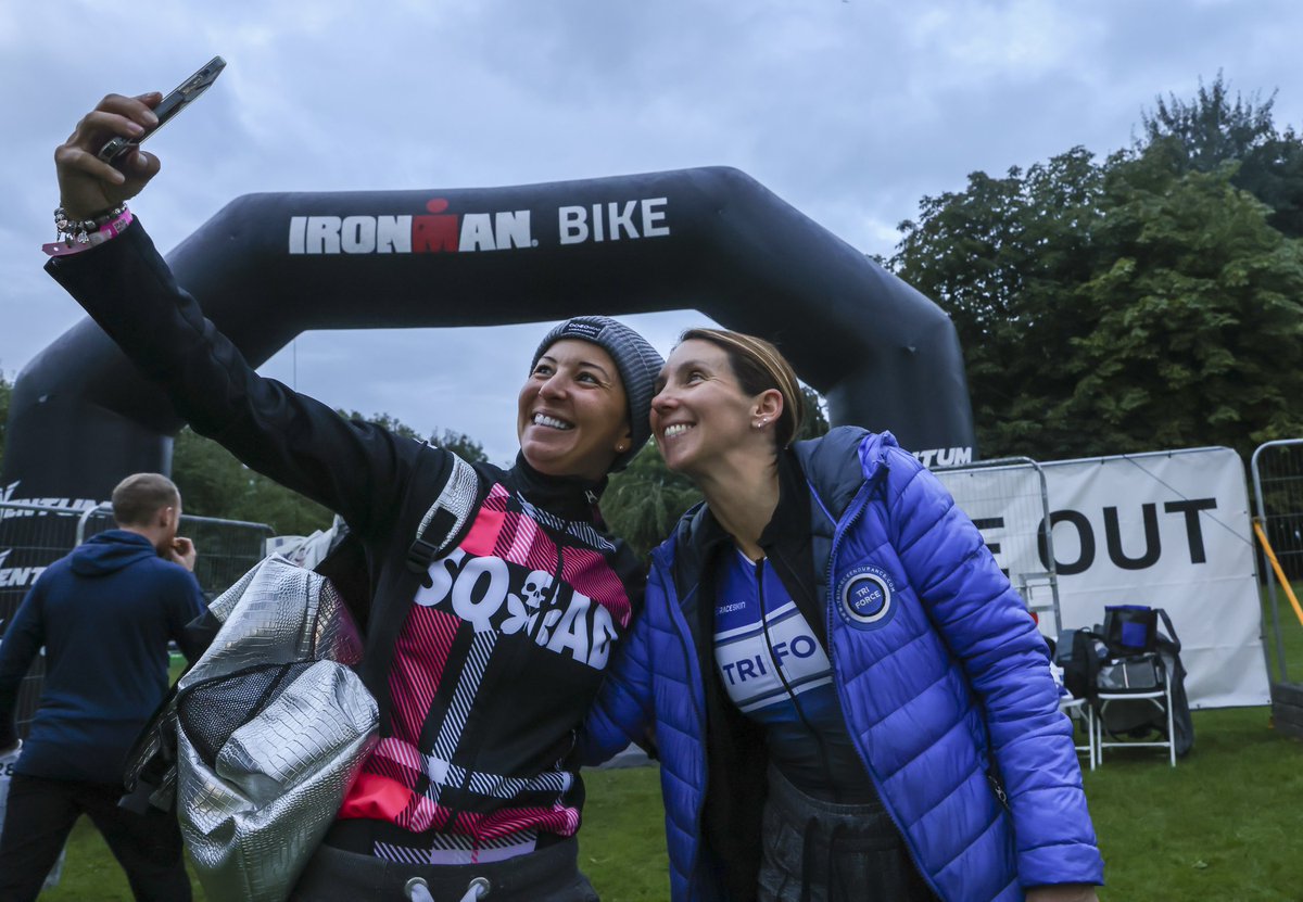 📸 Caught snapping pics