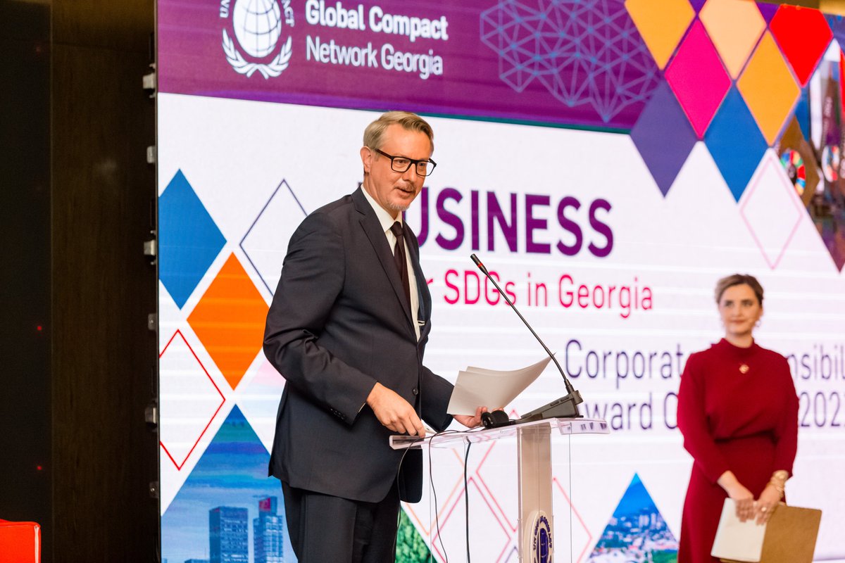 Carl Hartzell tweet media