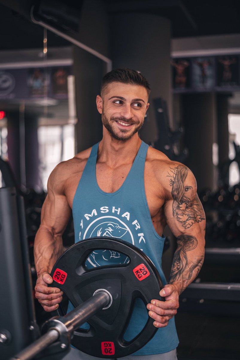 rammyandrei's tweet photo. Always put your weights back guys! 🙏🏽

@Gymshark 

#gym #gymlife #FitnessMotivation #lifestyle #workout #gymboy #bodypositivy #onlygoodvibes #Gymshark https://t.co/JkUhh1dK5e