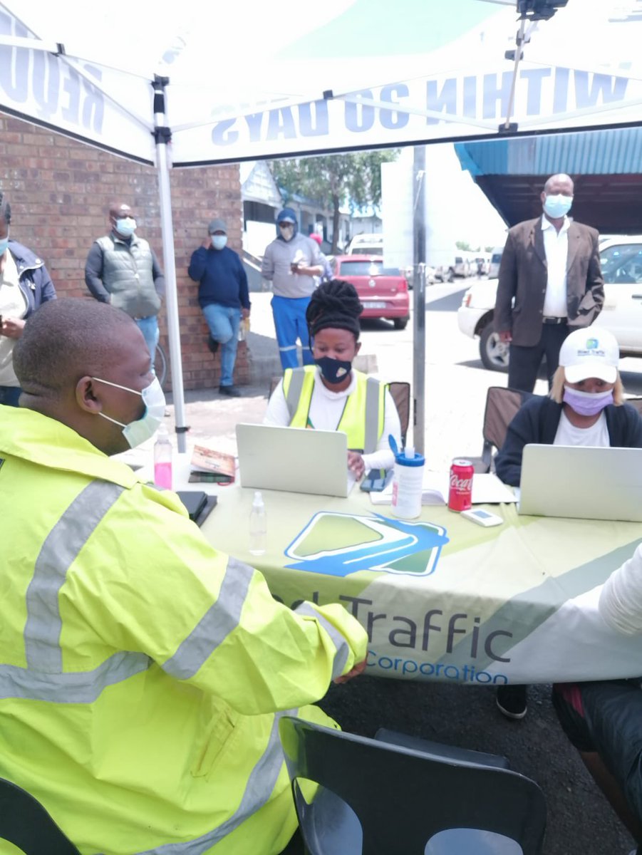 GPDRT_'s tweet photo. In Brakpan at the taxi rank we are bringing #vaccinationdrive #RequestASlotGP https://t.co/EcXCxuyUll