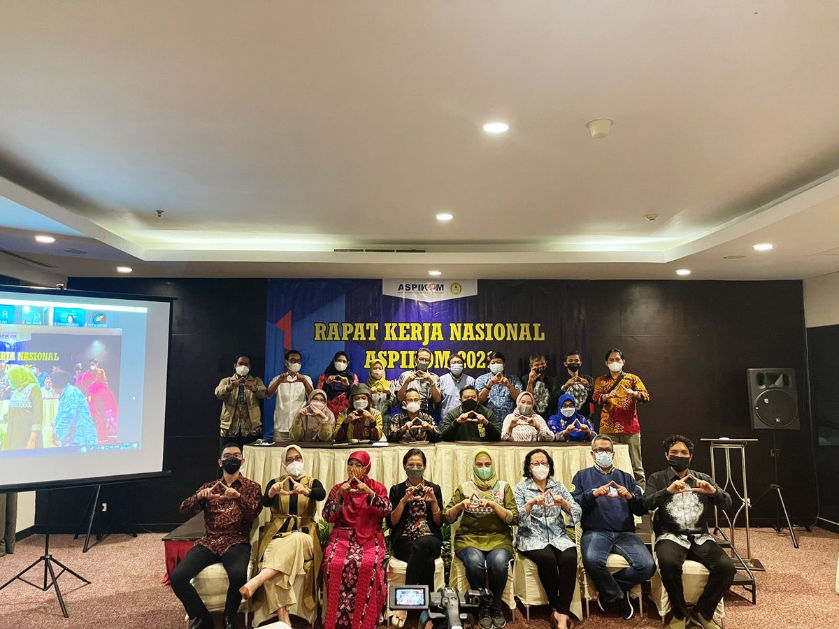 fajarjun's tweet photo. Rakernas @aspikom #ASPIKOM #ASPIKOMberkemajuan https://t.co/eiuXW3Joj7