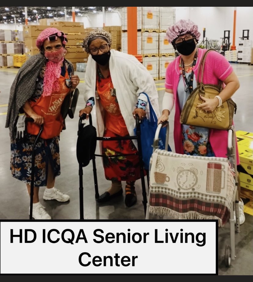 I love this team! Halloween Fun in ICQA! <a href="/RafaVelaydez/">Rafa</a> <a href="/marybalmac3da/">Mary Balmaceda</a> <a href="/cjbama01/">Carolyn Cantrell</a> <a href="/JayKinaszczuk/">Jay Kinaszczuk</a> <a href="/Chad741/">Chad_D1974</a> <a href="/5855DFCMDO/">DFC/MDO 5855</a>