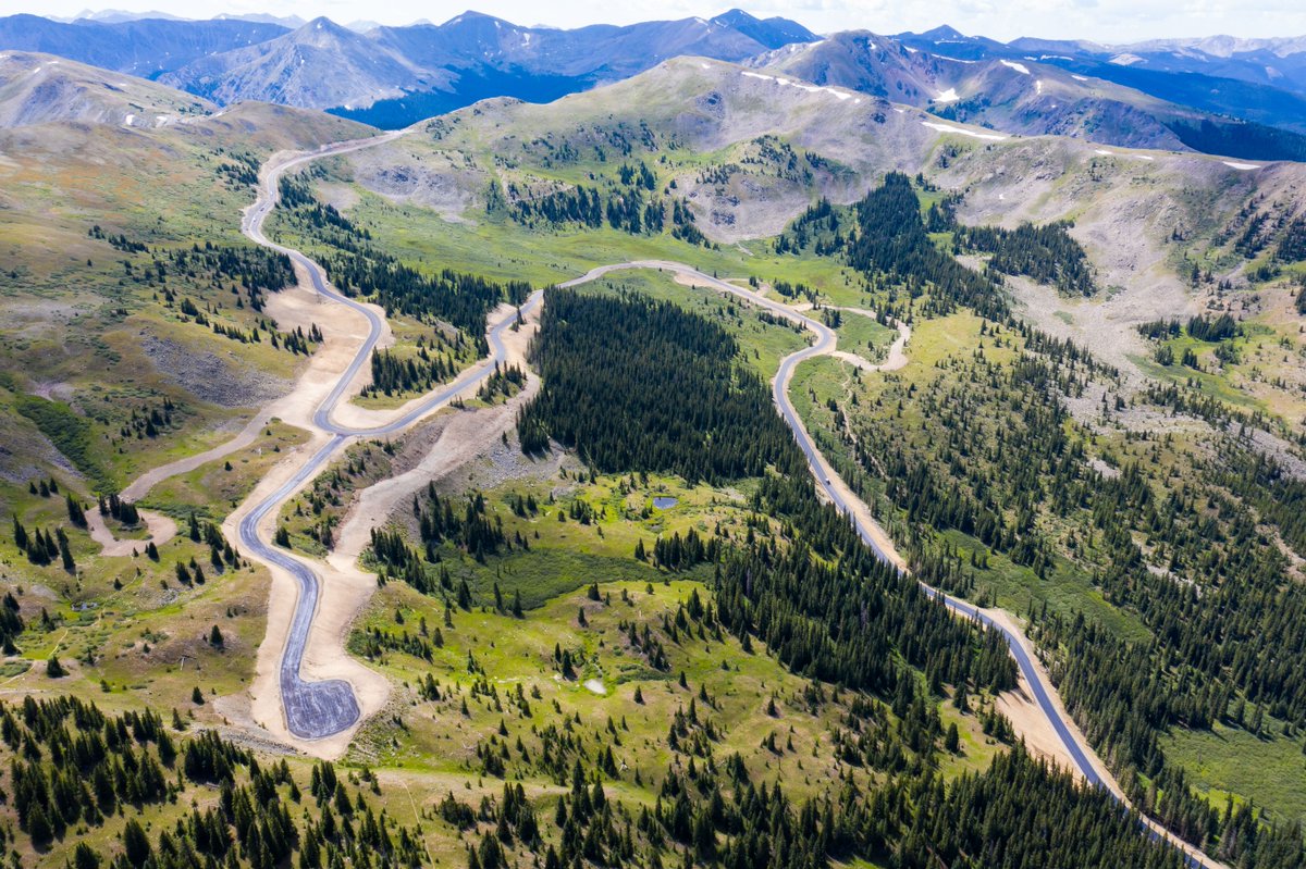 NAPATweets's tweet photo. Monday is the deadline for the submission of Quality in Construction Awards. Get your applications in now to be recognized for your high-quality paving projects - like this project paved by CRH Southwest, who earned a 2019 QIC Award for Cottonwood Pass. https://t.co/kVLg9Q97vb https://t.co/egi7WiFUm5