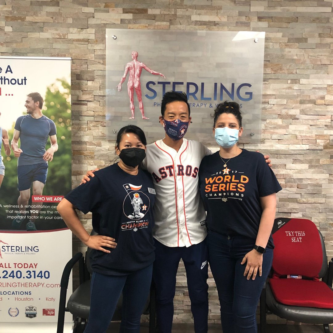SterlingTherapy's tweet image. Go Astros! Ready for a W tonight! #gostros #astros #sterlingtherapy