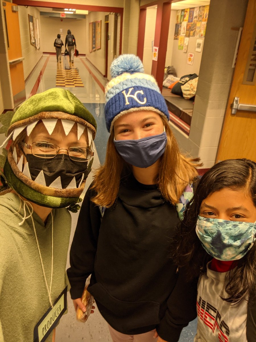 MrsDonelson's tweet photo. Happy Halloween!
@hhehornets https://t.co/vFsGYwu7LX