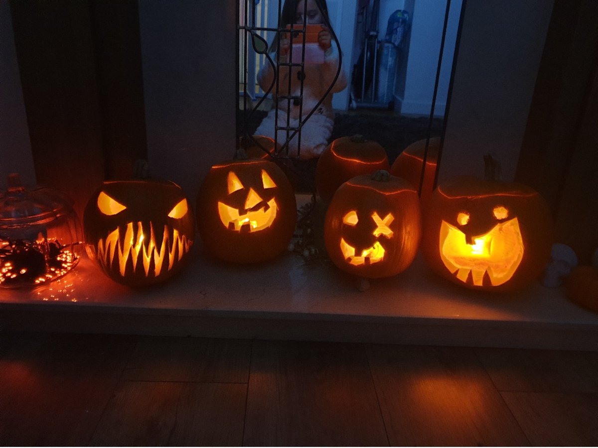 AuchenlodmentPS's tweet photo. Thanks to our families for sharing your Pumpkin Carving photos. You are all very talented! Enjoy Halloween 🎃 #HTChallenge #familyengagement #fun https://t.co/L3JPuCJfVP