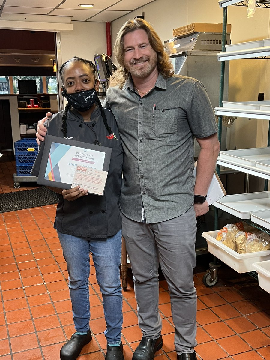 oceanswells90's tweet photo. Congrats Shana @ West Colonial 5 year anniversary. Thank you for all your dedication to make W Colonial great. https://t.co/zT8FOnpYSa