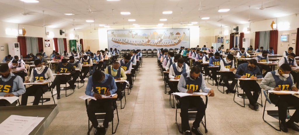 Beingadiisingh's tweet photo. Indian Army conduct screening of 542 candidates at #YoungLeadersTrainingWing, #OTAChennai for #YoungLeadersCourse.
This Personality Development Course of #SSB is aimed at meeting aspirations of in-service candidates to become Indian Army #Officers.
https://t.co/S9cgj6M8TB