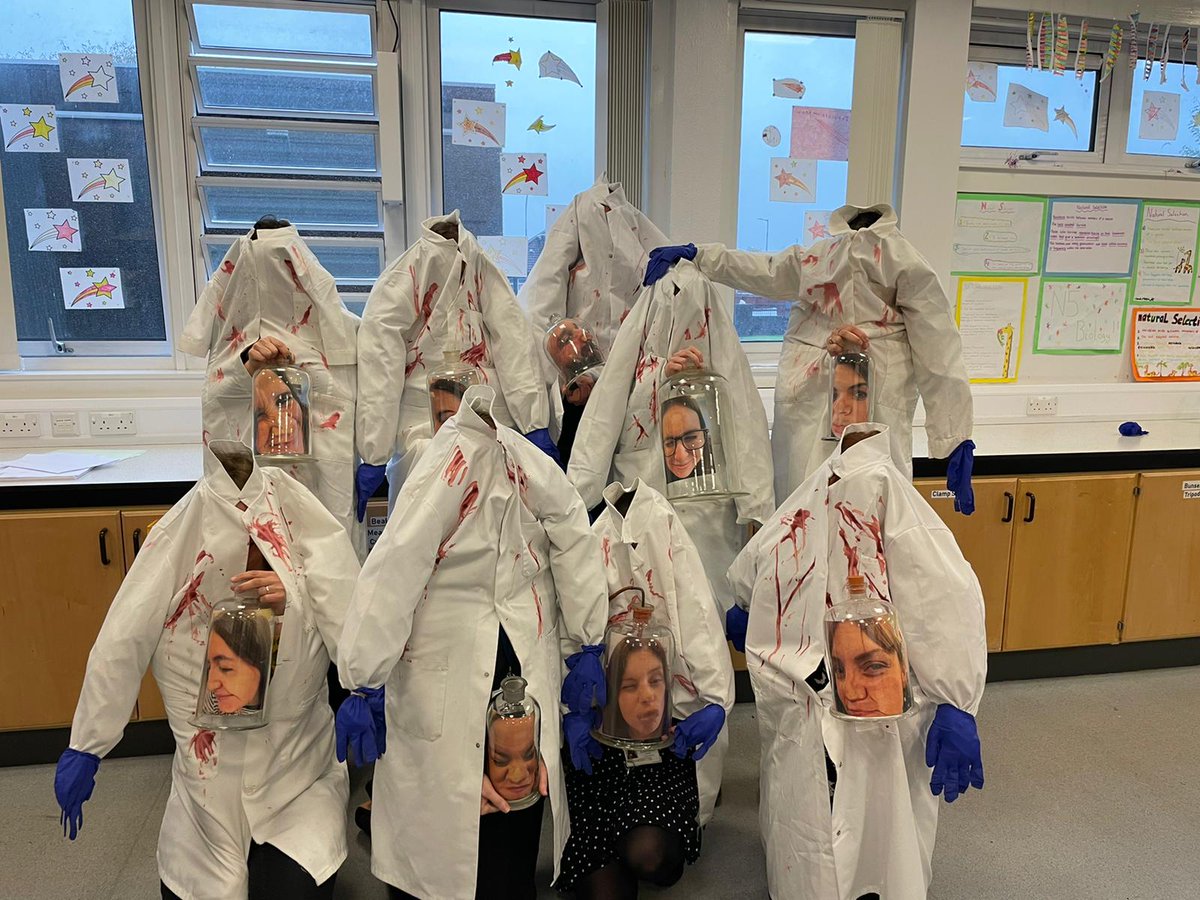 RenfrewScience's tweet photo. Strange goings on in the science department today. The staff are going off their heads!!! @renfrew_high https://t.co/fstxAzBD1a