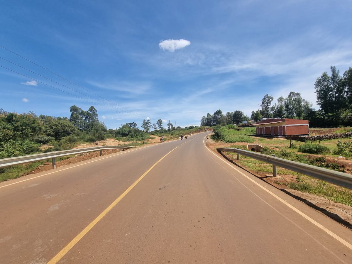 KeRRA_Ke's tweet photo. End of Defects Liability Period inspection of Soy - Kipsangui - Kabenes &amp; Eldoret- Kiplombe- Soy Road. (RWC 363)
#connectingdevovledkenya https://t.co/rrc7wHphLV
