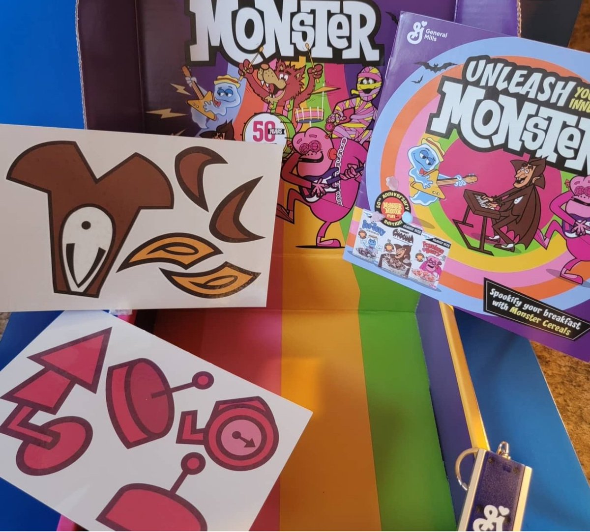 bubbine7's tweet image. Thanks @GratsyOfficial and @Walmart for these cool thremed box. Go follow them for your chance to get a amazing box to. 
#gratsy #Walmart #gratsybox