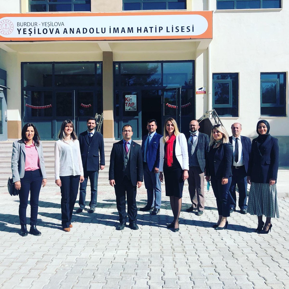 yesilovaaihl's tweet photo. Binlerce yıllık tarihiyle Bilge, milyonlarca genciyle dinamik…
Türkiye Cumhuriyeti’nin 98. Yılı kutlu olsun. 
Cumhuriyet bayramını coşkuyla minnetle ve gururla tüm öğrenci ve öğretmenlerimizle kutladık. @tcmeb @BurdurilMEM @BurdurIlce @meb_dinogretimi https://t.co/0Aiksk6JeF