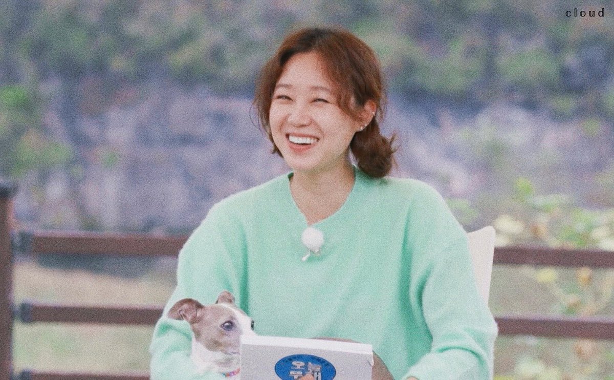 khj_cloudy's tweet photo. 오늘부터 무해하게 #공효진 

☺️😆 https://t.co/VnGYt5FTWF