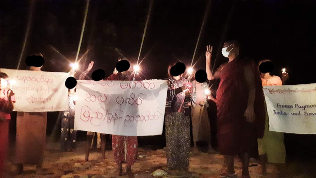Wamtha2021's tweet photo. "မြန်မာပြည်ကိုကယ်တင်ရေး စစ်ကောင်စီကိုငွေမပေး"

အာဏာရူးတွေကိုတော်လှန်နေသည်မှာ ရက်ပေါင်း၂၄၀ ရှိခဲ့ပြီဖြစ်သော အသံမတိတ်တဲ့ပြည်/ခွန်သပိတ်...

#FreezePaymentsToJuntaandSaveMyanmar 
#Total_StopSponsoringSAC 
#Chevron_StopSponsoringSAC 
#‌အရေးတော်ပုံ_အောင်ရမည် 

#Oct29Coup

#အဂ္ဂဝံသ https://t.co/0QLkCoXEgr