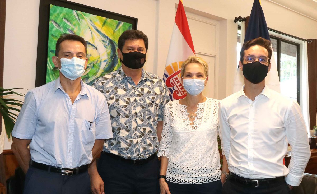 [1/2] A l'occasion de son déplacement à Papeete, <a href="/grossatmignod/">Rossat Mignod Gisele</a>, directrice du réseau <a href="/BanqueDesTerr/">Banque des Territoires</a>, a échangé avec le Ministre de l’Economie et des Finances de la Polynésie française, Yvonnick Raffin.