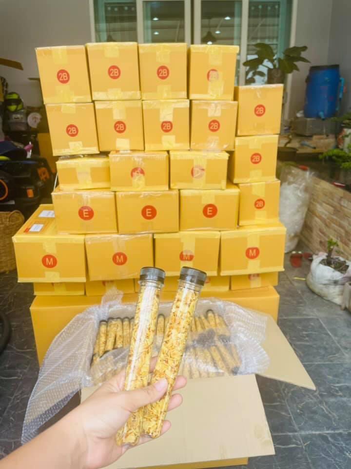 PuifaiBakery's tweet photo. เปิดจอง #ขนมทานเล่น
ของพร้อมส่งวันที่2 

#ทุเรียนทอด 
ช็อตละ 35.- 3/100.-
ขนาด40-45กรัม 
#รับตัวแทนฟรี 

📍พิกัดแม่ค้า : ลาดกระบัง
📮ปณ.ค่าส่ง40.- 

สนใจทักมาจองได้ค้าไม่มีค่าจองของมาค่��ยจ่าย❤️

#ขนมอร่อยบอกต่อ #รับตัวแทน #ทุเรียน #ทุเรียนอบกรอบ #ทุเรียนทอด #ของทานเล่น https://t.co/MKEW0qixQf