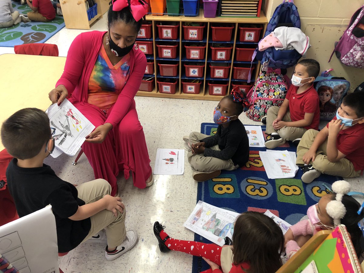 KellySaccone's tweet photo. This group of hard working K students shared their first published book with their friends 💕 @rbpsEAGLES @GonzalezI_ESL @MrsBlychanton https://t.co/GiCsAzVOmY