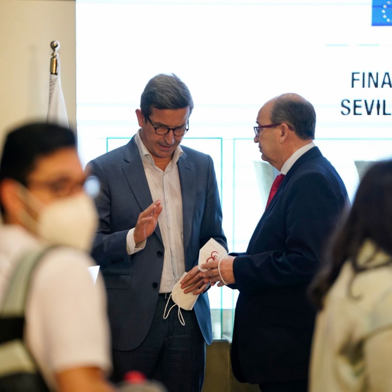 SevillaFC's tweet photo. 🗣️ El presidente José Castro fue el encargado de cerrar, en el Ramón Sánchez-Pizjuán, la conferencia final del proyecto europeo #EYVOL. 🏟️

#SevillaFC #WeareSevilla
