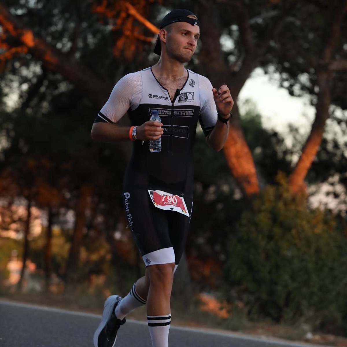 arthurvdb12's tweet photo. 11u53m40s puur plezier in Portugal 🇵🇹 Ironman 🏊🚴🏻🏃🏻✅ - Dikke merci aan alle supporters ter plaatse aanwezig en vanop afstand! Op naar de volgende! @ Cascais, Porugal https://t.co/tDy3Gfsrkf