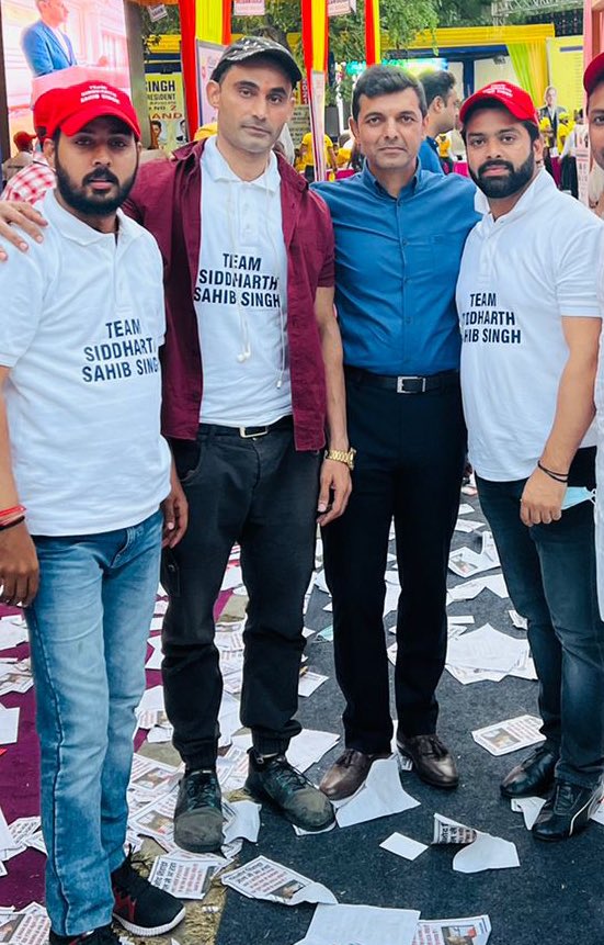 SonuSatbirSola1's tweet photo. धमाकेदार जीत की बहुत बहुत शुभकामनाए 🎉💐 🎉 
@p_sahibsingh @siddharthsahib @TajinderBagga 

#CleanDDCA 
#TremendousVictory🎉 https://t.co/INNDjQmRkB