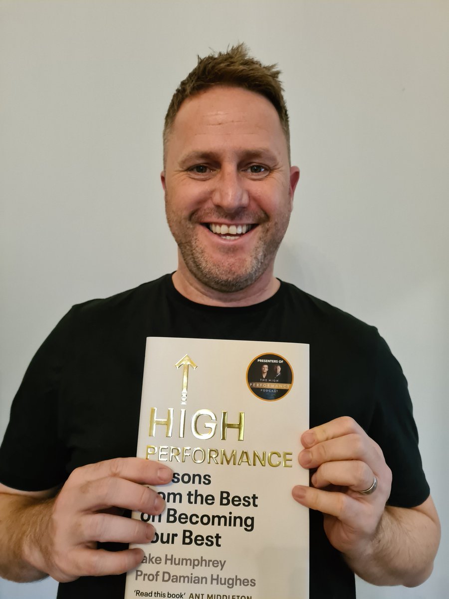 LiquidThinker's tweet photo. I'm choked to hold the first hardback copy of High Performance: Lessons from the Best on Becoming Your Best.
Pre-order your copy today.
Special signed copy: https://t.co/wZIDZaoO5Y
Pre-order link: https://t.co/TD1SrEDrlp
Pre-order the audiobook: https://t.co/FqXpYNAjzp
Thank you https://t.co/8ip8ggDK2I