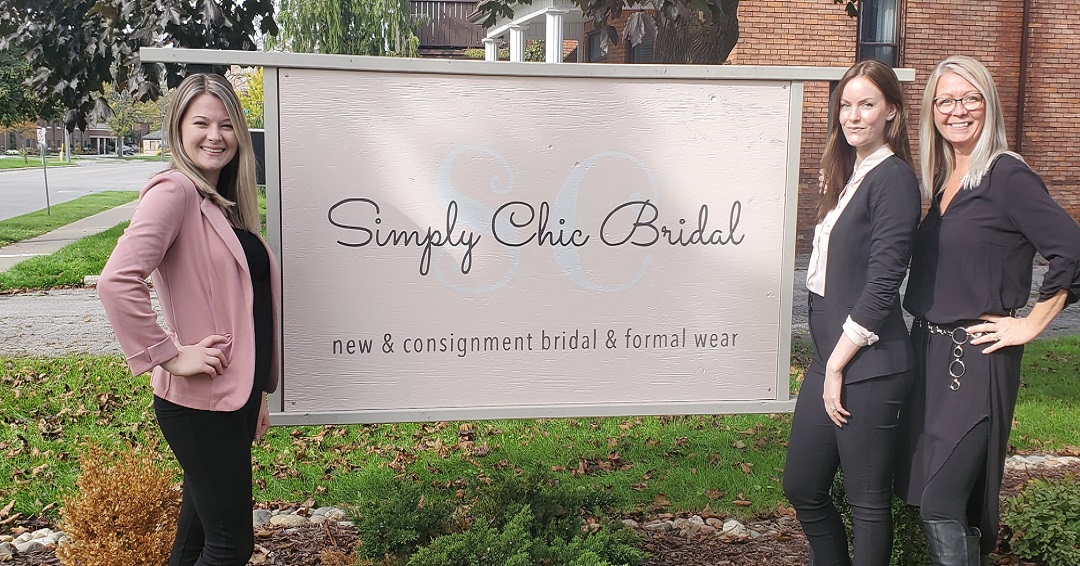 SarLamChamber's tweet photo. Congratulations to Simply Chic Bridal, a locally owned bridal store featuring new and consignment gowns by appointment only from November 2, the first of its kind in Lambton County!
Simplychicsarnia@gmail.com to book your appointment today!
#sarnialambton #simplychic #weddings https://t.co/OKzJnDoOKG