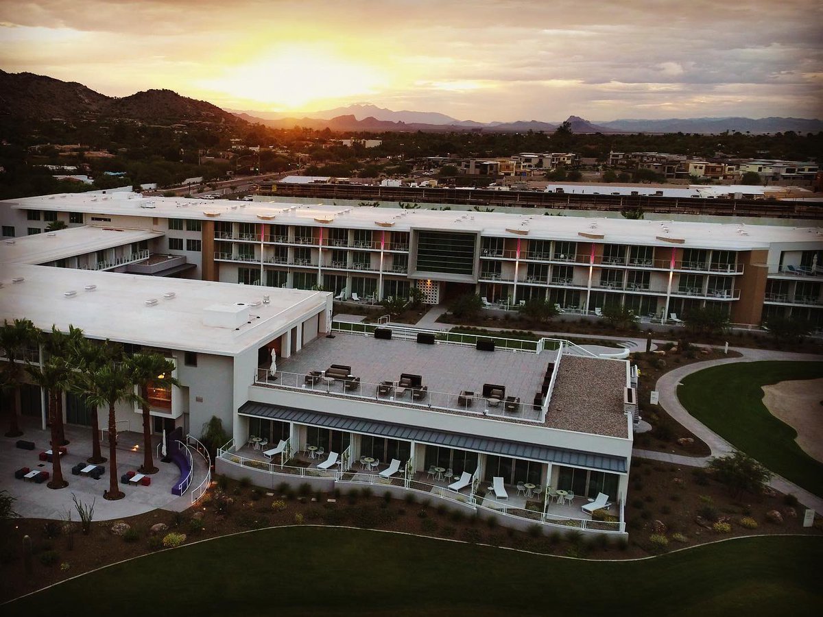 TrayAway's tweet photo. https://t.co/4BW0rPrFHp is excited to be supporting Mountain Shadows Resort for success with contactless tray tracking &amp; retrieval!  Originally built below Camelback Mountain in 1959, Mountain Shadows Resort Scottsdale reemerged as an icon of luxury and design! 
#luxuryhotels https://t.co/E3Yoct5FHY