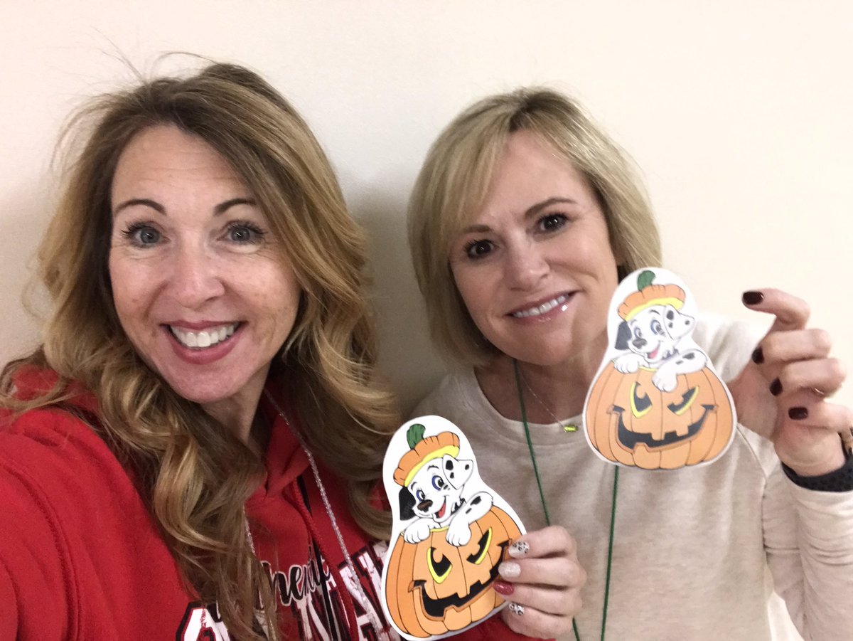 There are a few benefits of getting to school before the crack of dawn! We each found a pumpkin that led to treats and Starbucks cards! Thank you, ASE admin! 🧡 <a href="/ase_dalmatians/">Sullivan Elementary</a>