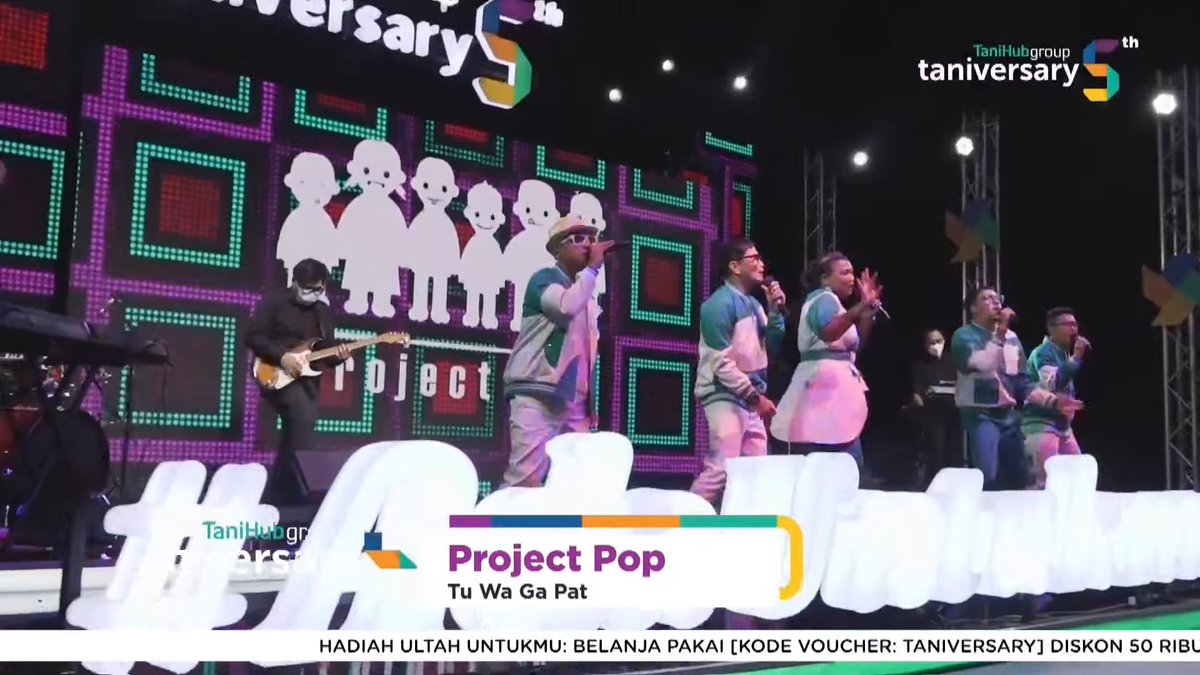 TaniHubID's tweet photo. Tu Wa Ga Pat! Waktunya Project Pop tampil, yeayyy!

TaniHub... TaniHub...TaniHub... Go Go!

#KonserTaniversary #TaniHubAdaUntukmu https://t.co/dtr8ndC114