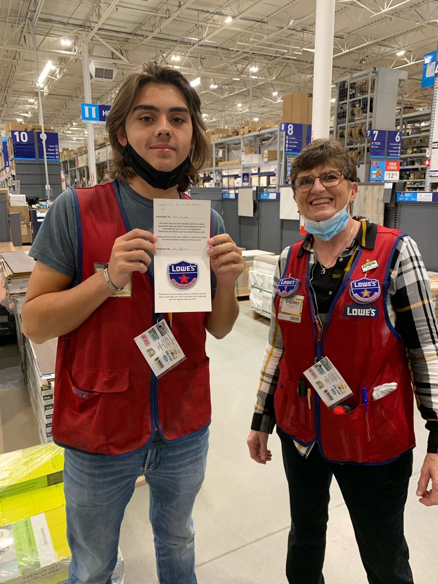 lowes0637 tweet media