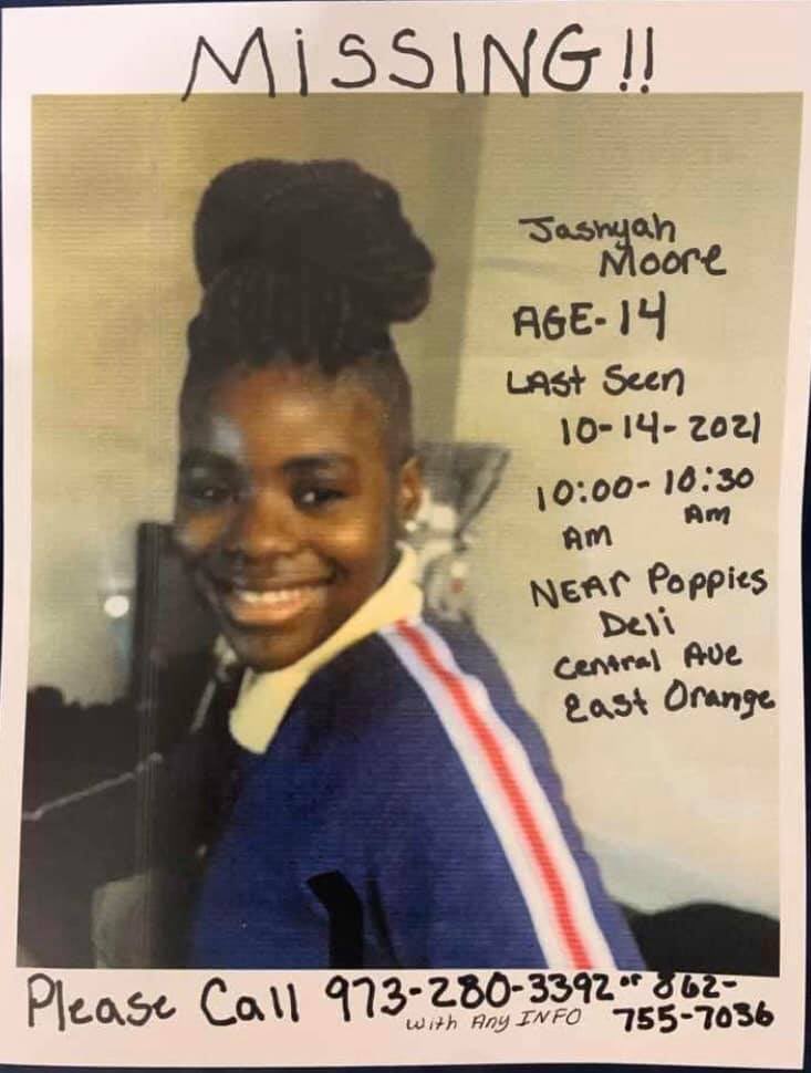 “My niece is a Black, Afro-Latina girl, you understand?When you’re’ in a disenfranchised community like East Orange there’s a lot of ignoring of Black little girls.” 
—Yolanda M.

#JaShyahMoore, 14, disappeared two weeks ago after going to the store.

#Missing 🙏🏿#BlackAndMissing
