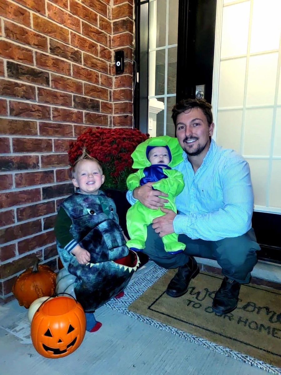 Pilon89's tweet image. My Dino’s