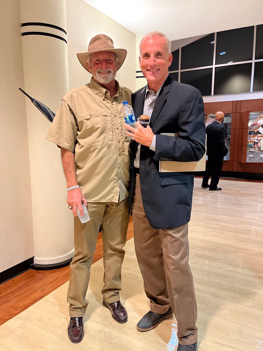 StanCottenWF's tweet photo. Great time with the 1970 @WakeFB ACC Champions last night. And a treat to catch up with HOF and former broadcast partner, fellow Tennessee hillbilly Chuck Ramsey. #GoDeacs π© #firstACCtitle https://t.co/cop1qXkJhP