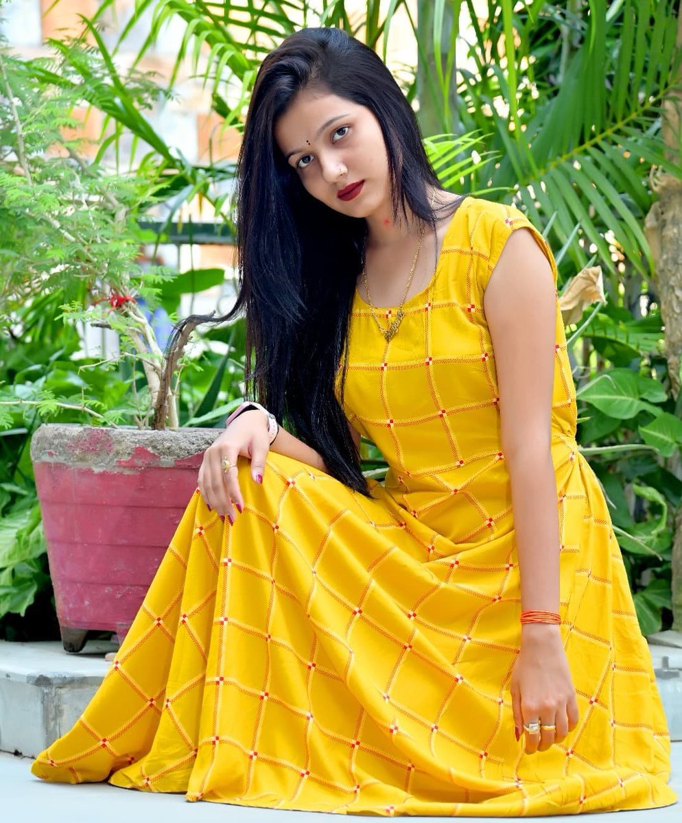 #Yellowtwitter