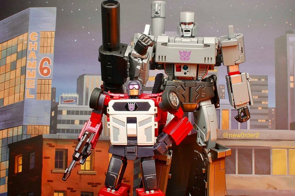 new0rder2k's tweet image. Deadend 

#transformers #menasor #vectorsigma #megatron #new0rder2k #toysphotography #magicsquare #newage #stunticons #deadend #xtransbots #tgif instagr.am/p/CVnKkLNrVrp/