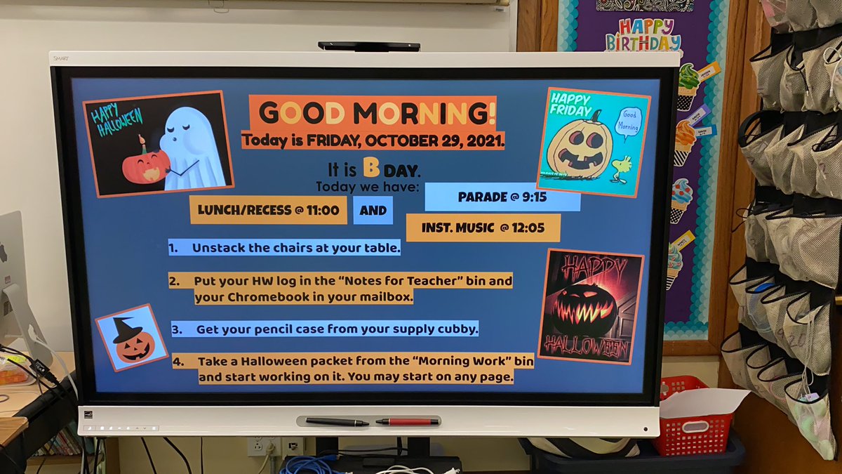 qrsdevlin's tweet photo. Happy Halloween! BOO! 👻🎃 #qrspride https://t.co/AfMKXNhmZy