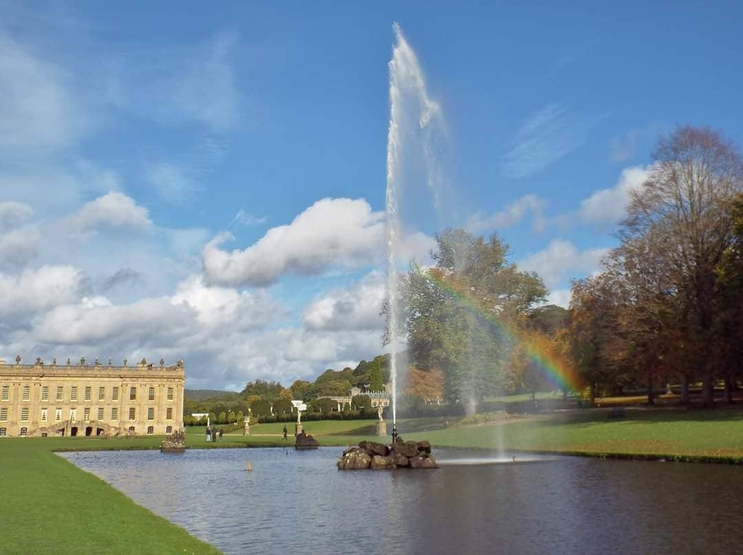 dvk0368's tweet photo. #FridayForay a mini selection from Chatsworth House on Monday wiith "proper' camera shots not phone ones @visitpeakdistrict @derbyshire_live @BBCNWT @ChatsworthHouse #bakewell #Derbyshire #PeakDistrict #fountain #maze #reflectiom #countryside #autumn #view #landscape #scenery https://t.co/ZMJlEKQSmS