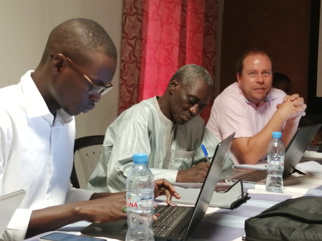 AebSenegal's tweet photo. Le 26 et 27 Octobre 2021, le comité de pilotage de la Plateforme Nationale d’Agriculture Écologique et Biologique (PNAEB) a tenu un atelier. Ce dernier portait sur la définition d’une feuille de route et  les perspectives de collaboration entre la PNAEB et les autres initiatives. https://t.co/vGvJXzO04a