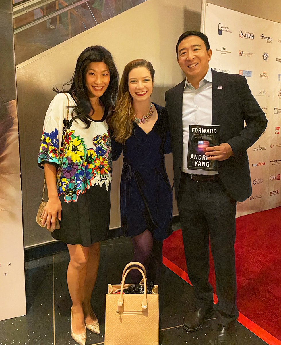 tlsteele_rtr's tweet photo. I got to meet @AndrewYang and @EvelynYang last night at the screening for @ConfettiMovie 
I’m so thankful for all this power couple is doing. Also look out for this film—Confetti is an important and beautifully told story. #YangGang #screening #ForwardParty #humanityfirst https://t.co/bD6tJ49g0X
